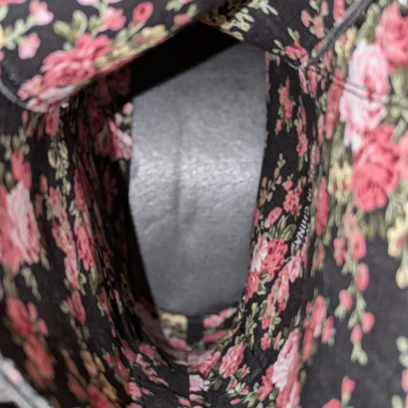 Hot Topic Black floral lined combat boots women's 11 - Picture 5 of 9